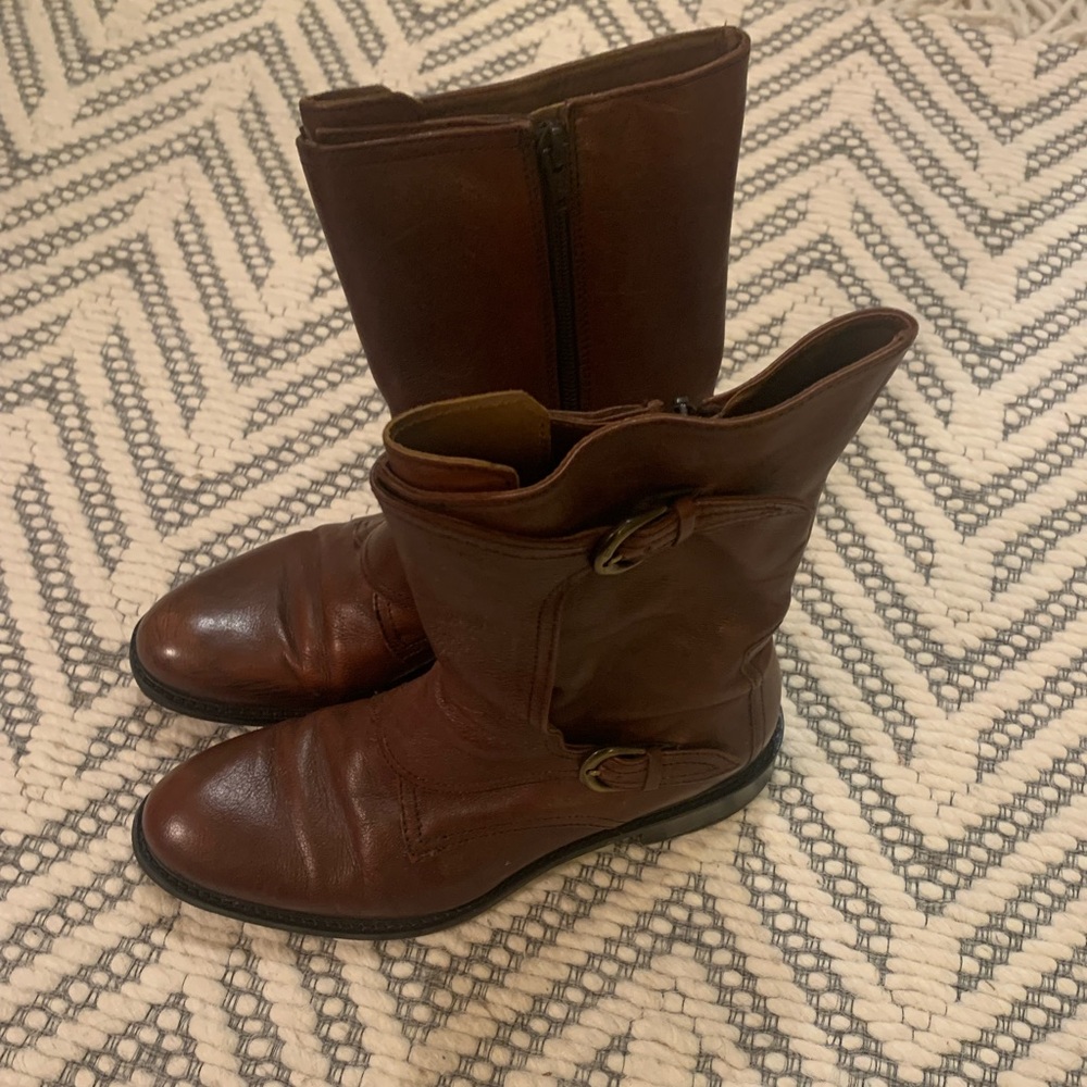 Johnston & Murphy Brown Leather Buckle Boots